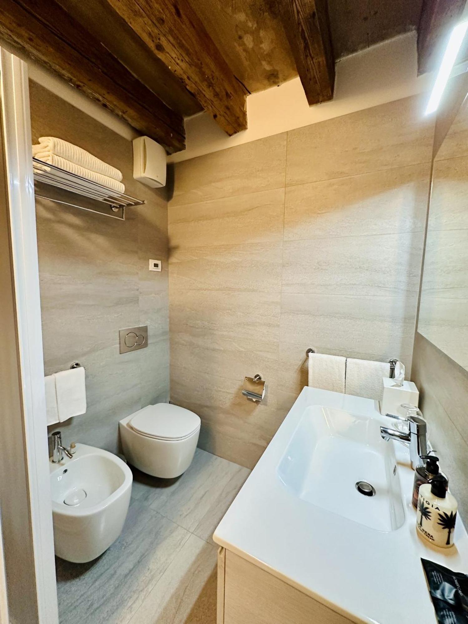 Apartment The Ambassador By Palazzo Monga